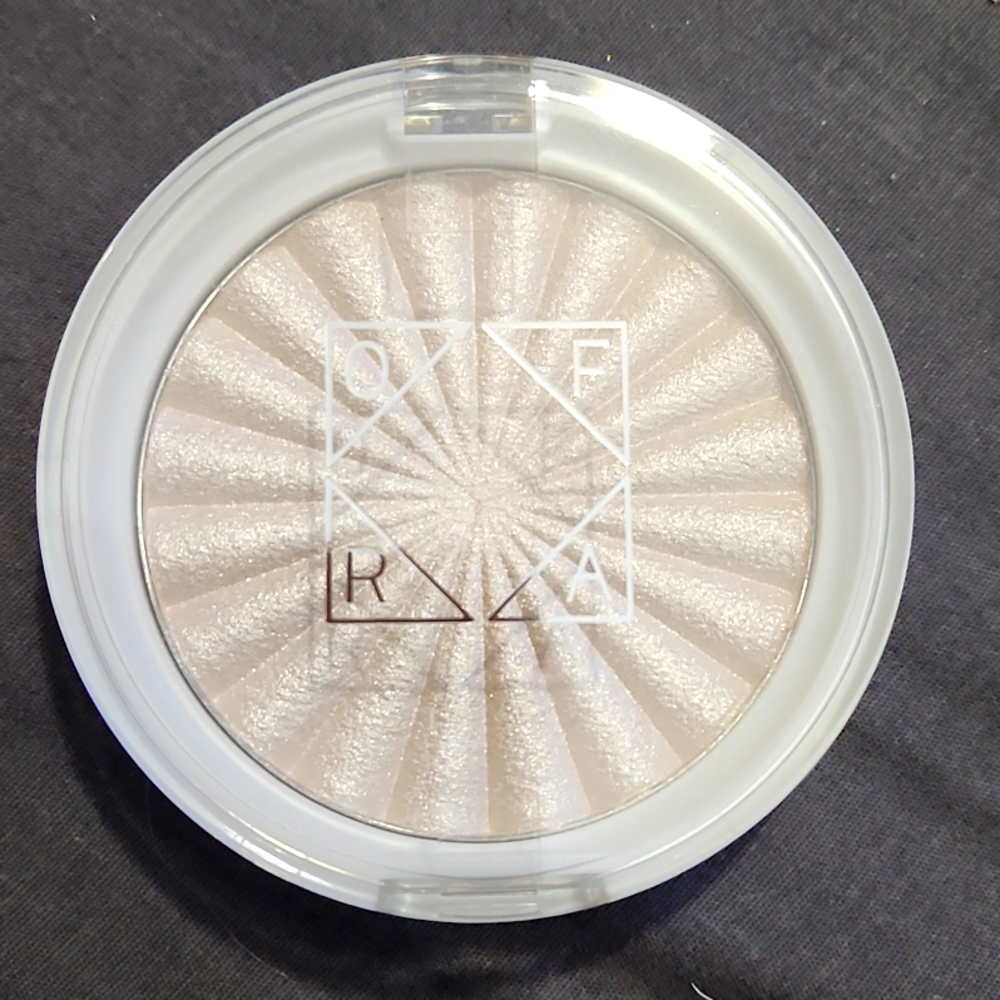 OFRA Highlighter